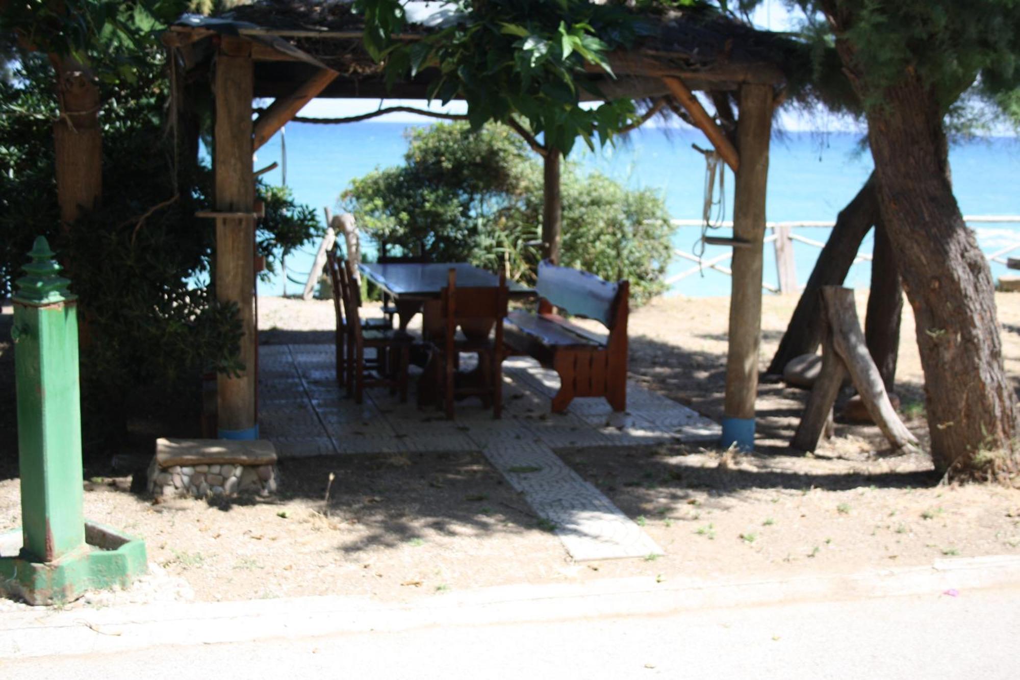 קסטל די טוסה Camere & Case Vacanze Lo Scoglio מראה חיצוני תמונה