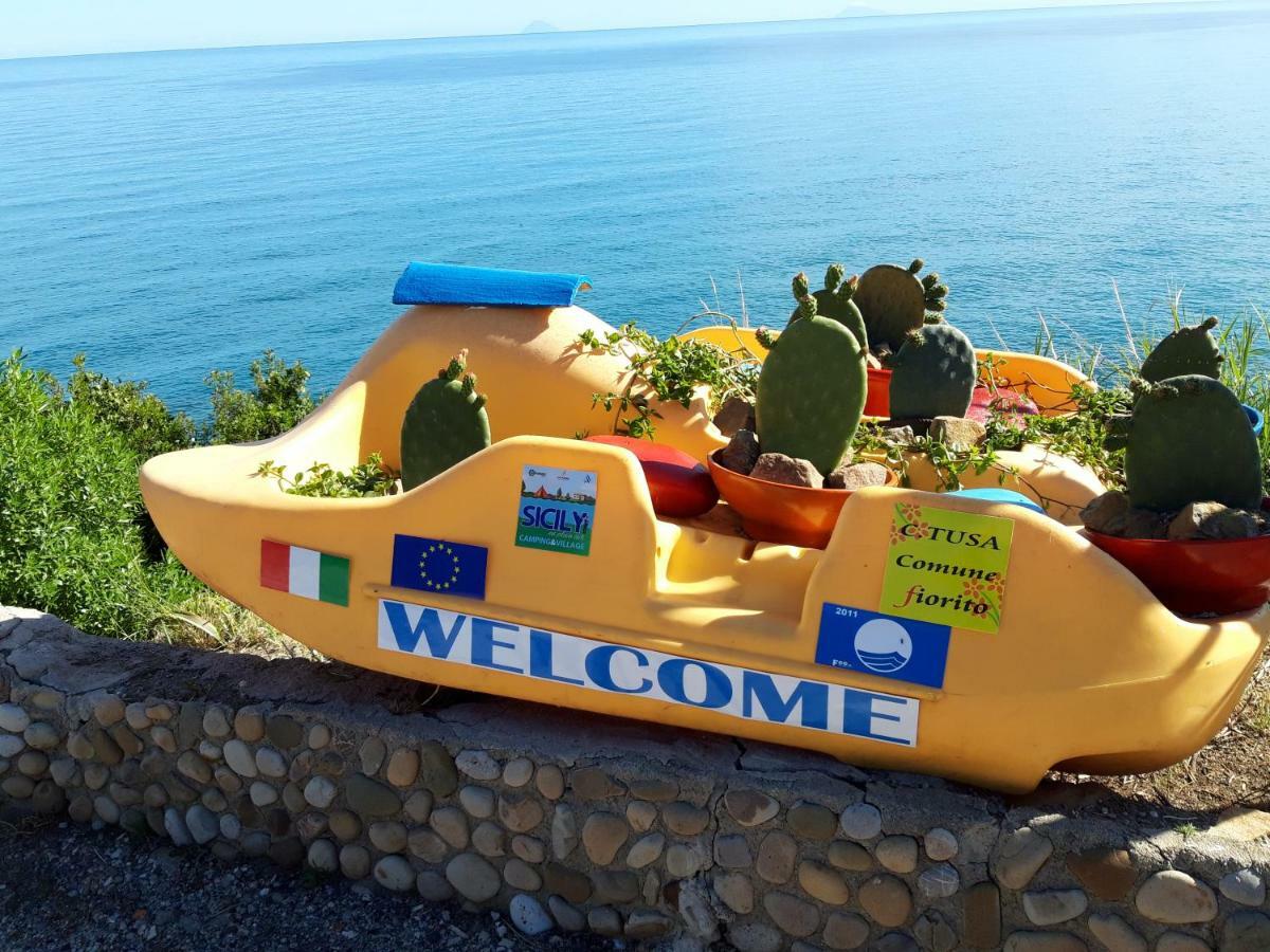 קסטל די טוסה Camere & Case Vacanze Lo Scoglio מראה חיצוני תמונה